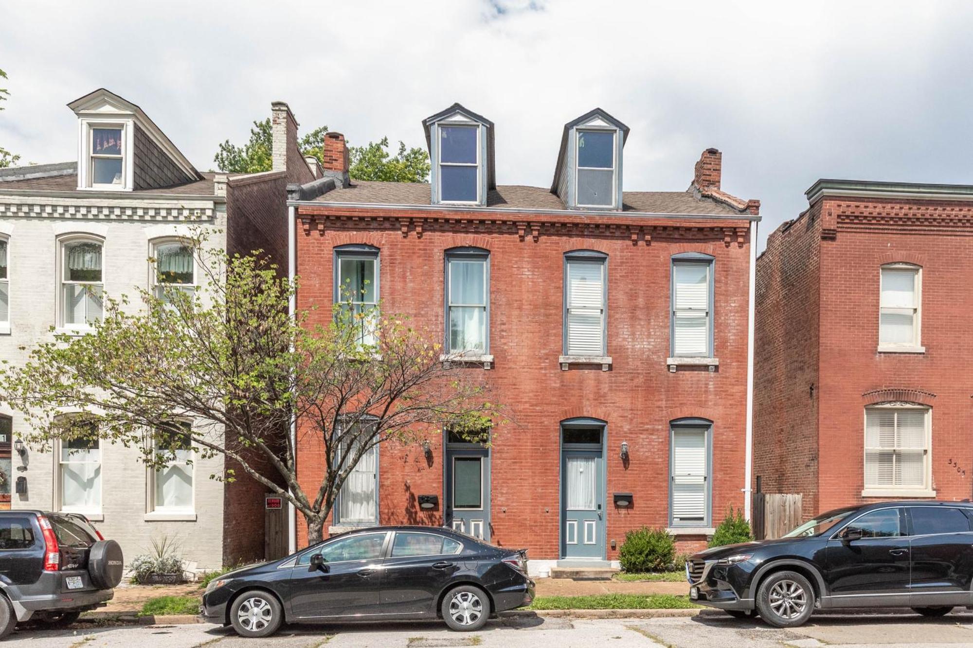 Historic Benton Park Townhome Сент-Луис Экстерьер фото
